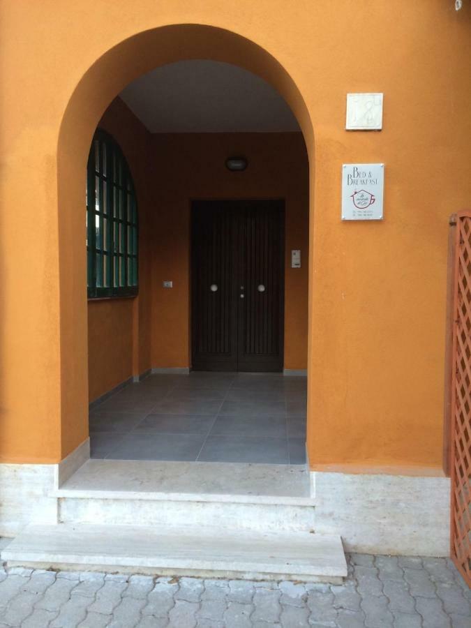 B&B La Veranda Di Gio Torrimpietra Exterior foto